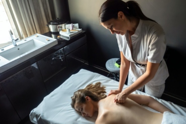 Botox vs Chemical Peels: What’s the Difference?