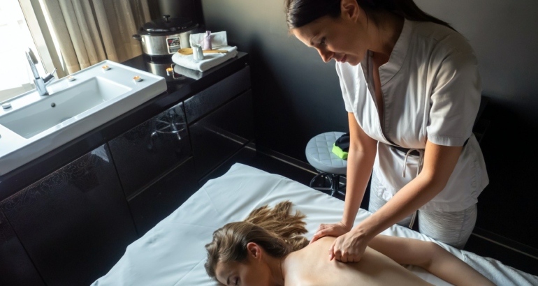 Botox vs Chemical Peels: What’s the Difference?